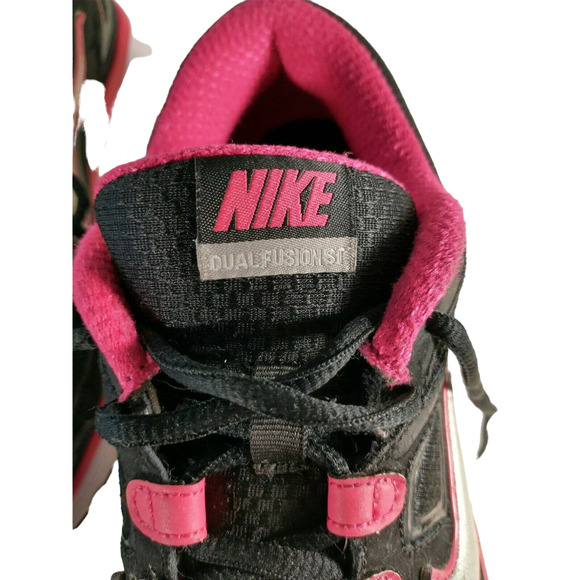 Nike Dual Fusion ST Women's US Size 8.5 - Picture 2 of 12